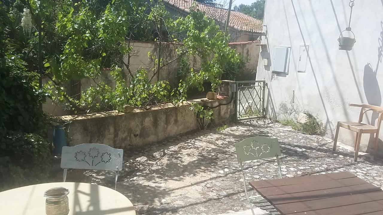 Appartement Dans Hameau Provencal アロッシュ エクステリア 写真