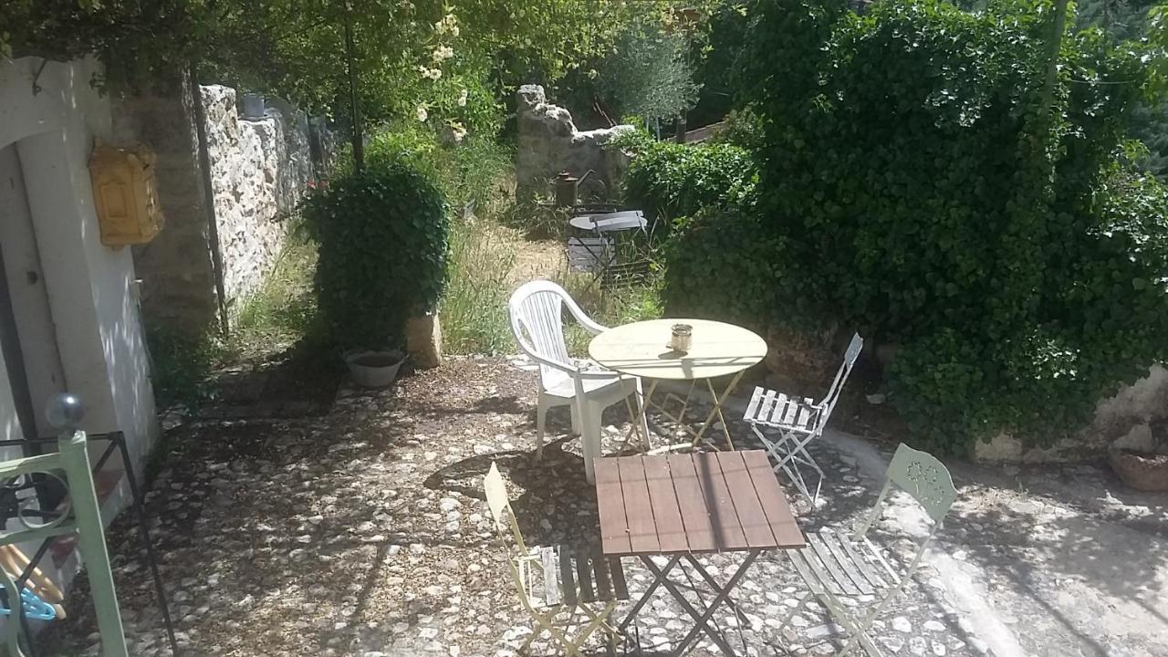 Appartement Dans Hameau Provencal アロッシュ エクステリア 写真